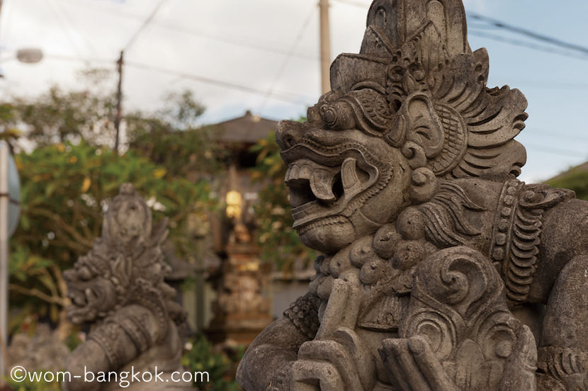 1.こんな石像を至るところで目にすることが出来る ubud