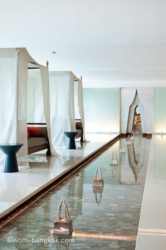 3.エントランス DEVARANA SPA