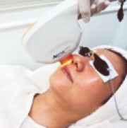 3.クールIPLでシミ、くすみ撃退 natasa clinic