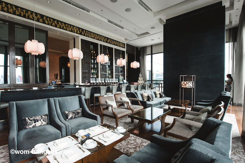 2.「The St.Regis Bar」で、RBSCを眼下にセントレジス発祥のブラッディ・マリーはいかが?