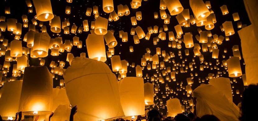 ロイ クラトン Loi Krathong にまつわる言葉 3つ4つ バンコクフリーペーパー Wom Bangkok ロイ クラトン Loi Krathong にまつわる言葉 3つ4つ バンコクフリーペーパー Wom Bangkok