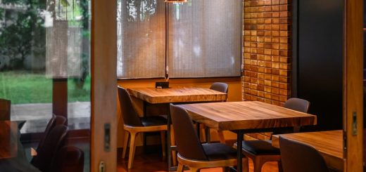 エカマイ10「和牛しん」営業時間変更