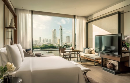 バンコク最新ホテルガイド FOUR SEASONS HOTEL BANGKOK AT CHAO PHRAYA RIVER